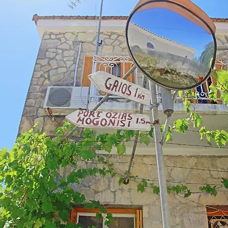 Prasini Luxury Villa *